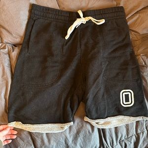 Overtime cotton hooping shorts. Size small in men’s. Black